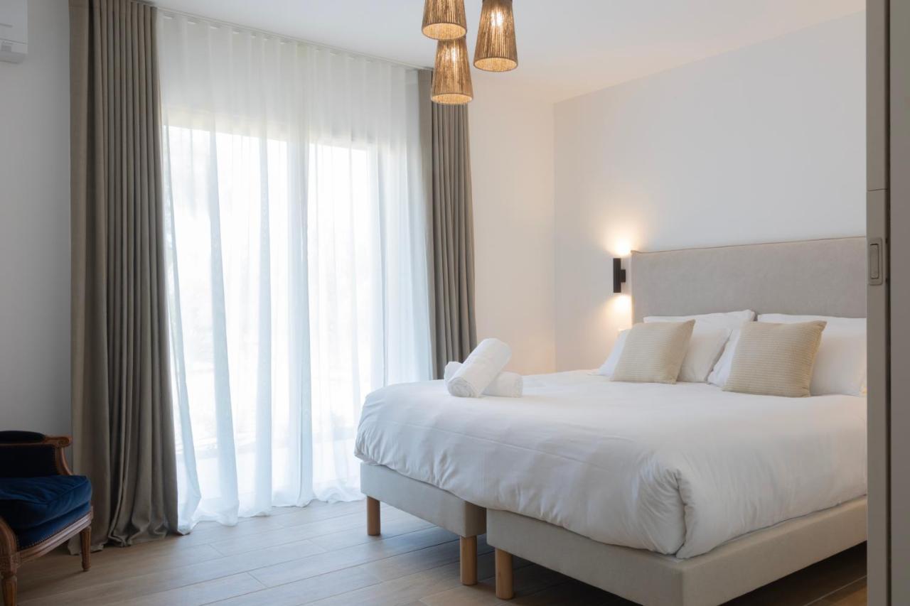 Hotel Les Lentisques การ์แฌส ภายนอก รูปภาพ