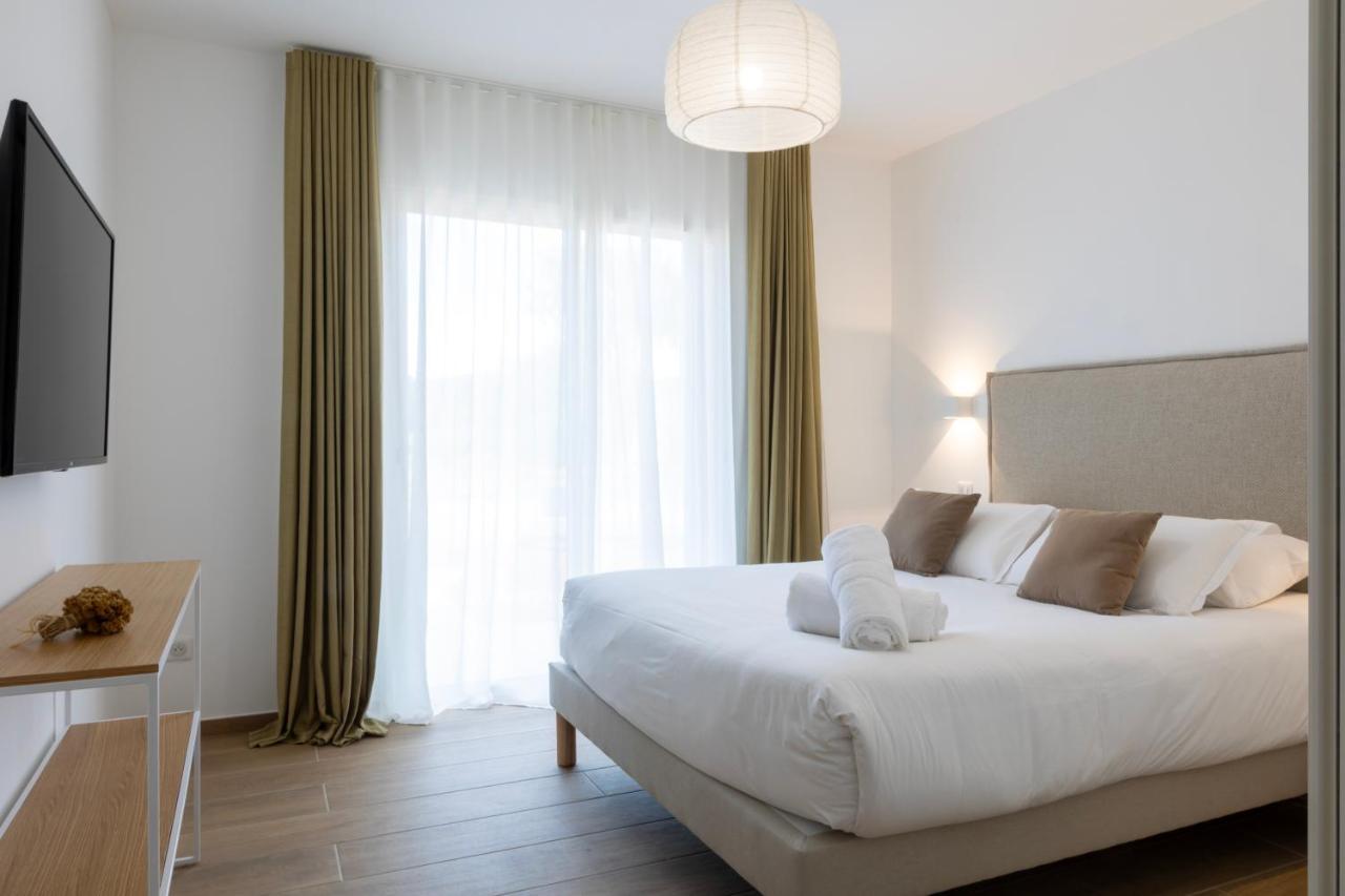 Hotel Les Lentisques การ์แฌส ภายนอก รูปภาพ