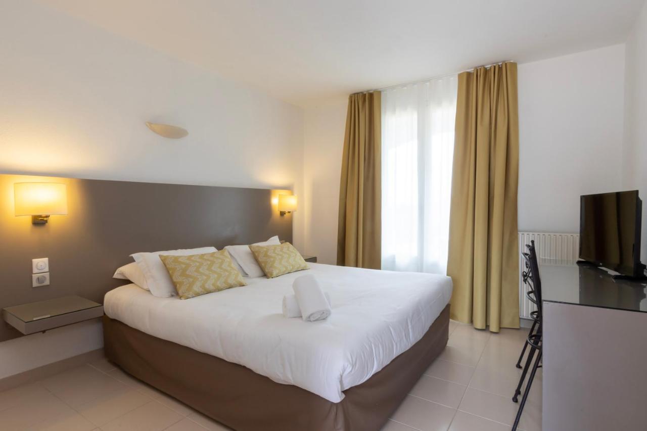 Hotel Les Lentisques การ์แฌส ภายนอก รูปภาพ